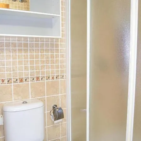 Impeccable 2-Bed Apartment in Costa Adeje Apartamento