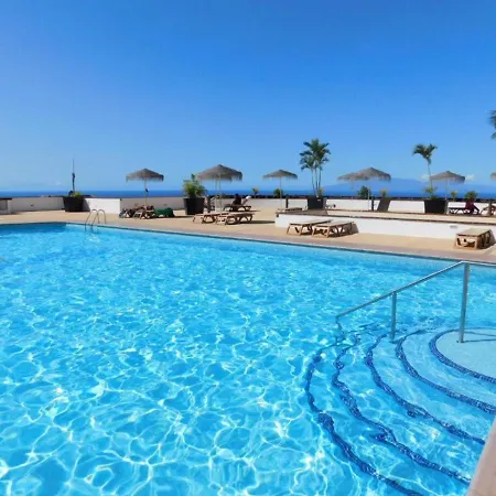 Impeccable 2-Bed Apartment In Costa Adeje Costa Adeje (Tenerife)