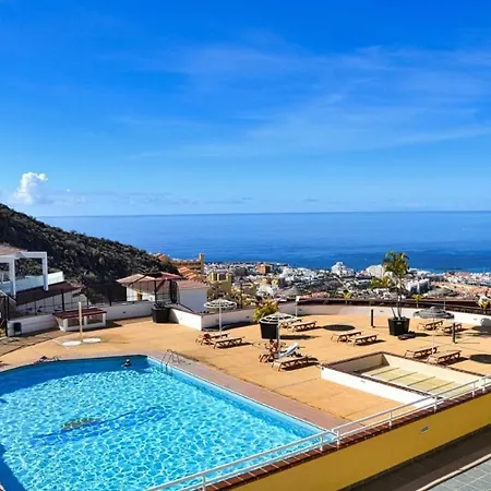 Impeccable 2-Bed Apartment In Costa Adeje Apartamento