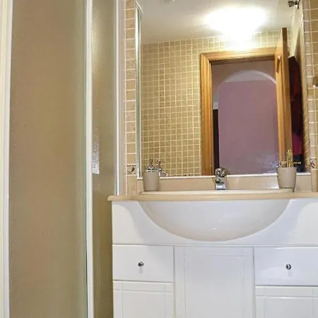 Impeccable 2-Bed Apartment In Costa Adeje Apartamento