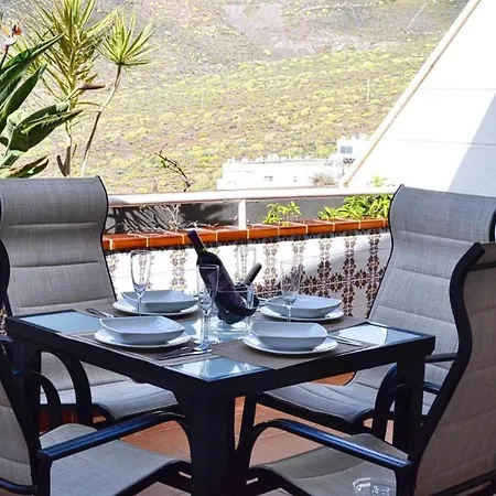 Impeccable 2-Bed Apartment In Costa Adeje * Costa Adeje (Tenerife)